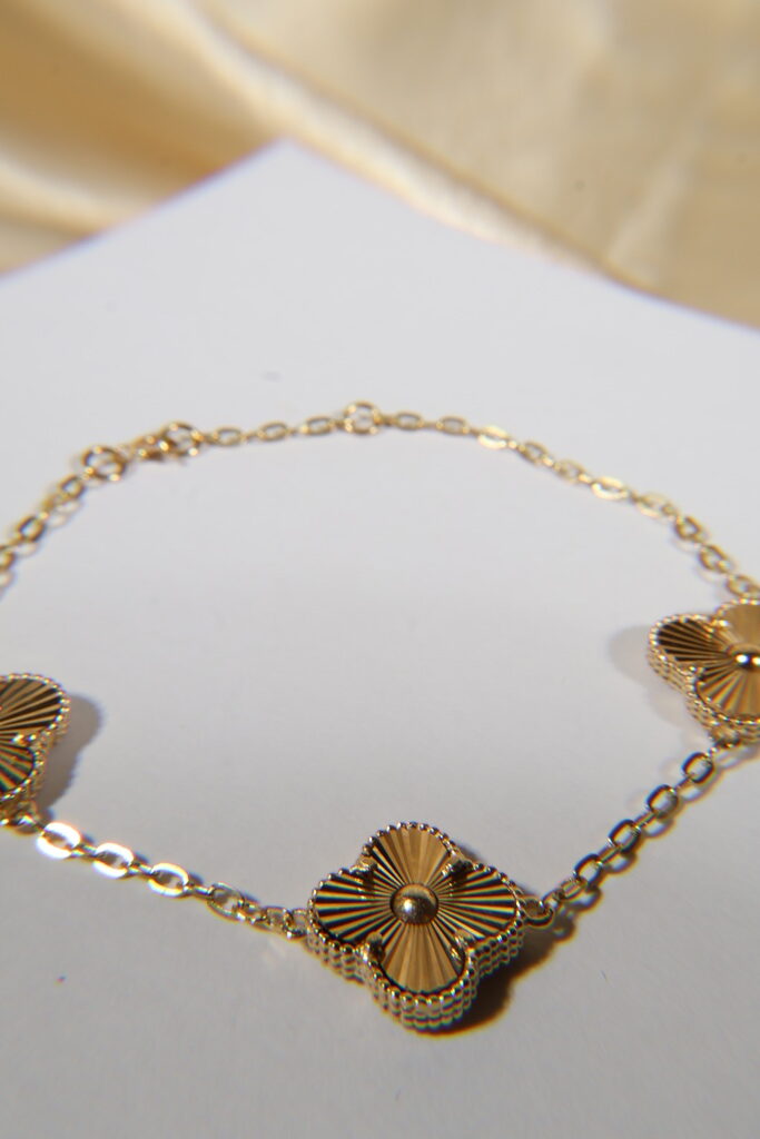 Pulso Aro Seguido Trebol 7.9gr / 17cm-19cm / 1.7mm Oro Amarillo Nac.Esp. 18K.