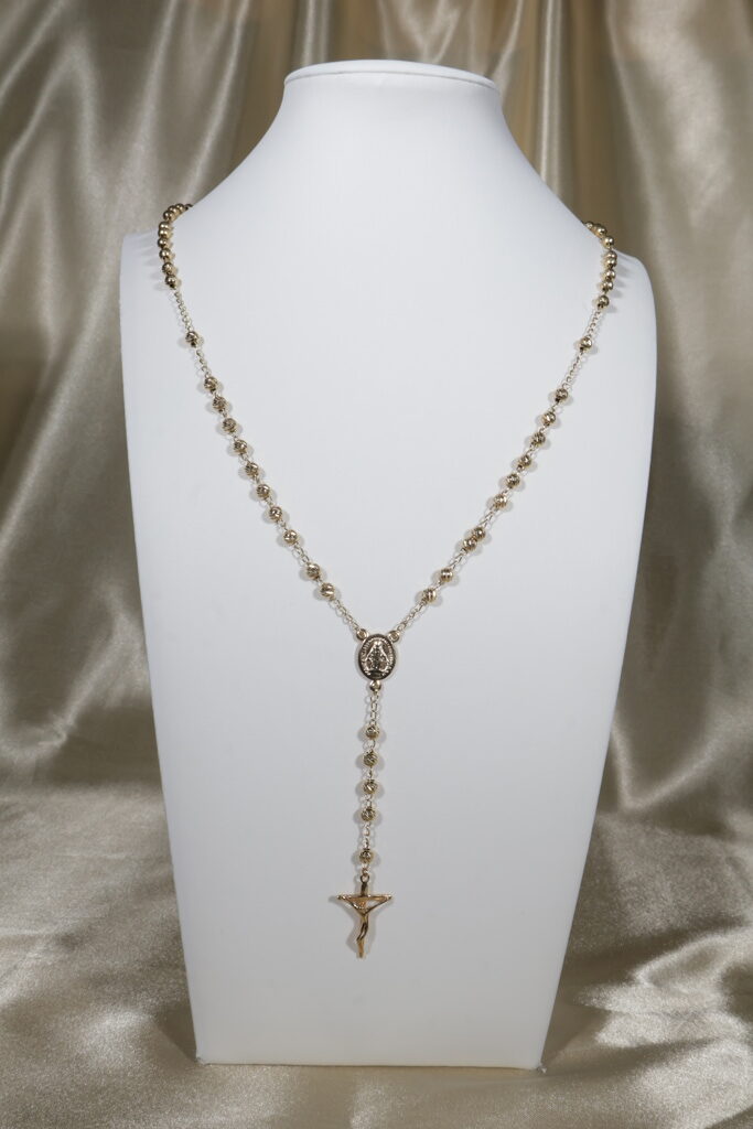 Rosario Virgen Milagrosa 7.85gr / 50cm /3mm-4mm Bolas Diamantadas Crúz Lisa Oro Amarillo 18K. - Image 2